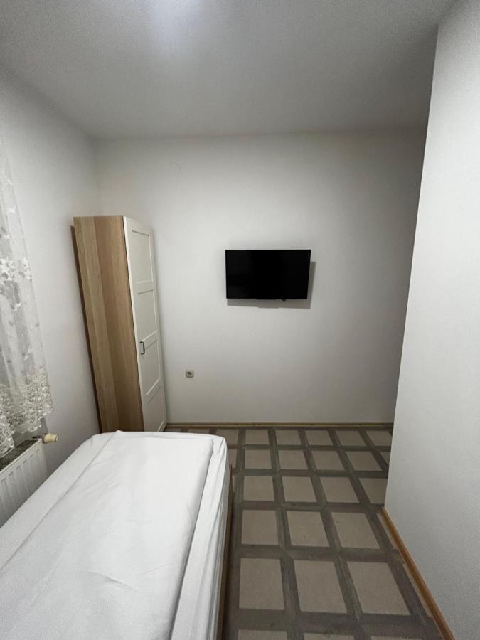 Sobe Zimmer Frei โปเชกา ภายนอก รูปภาพ